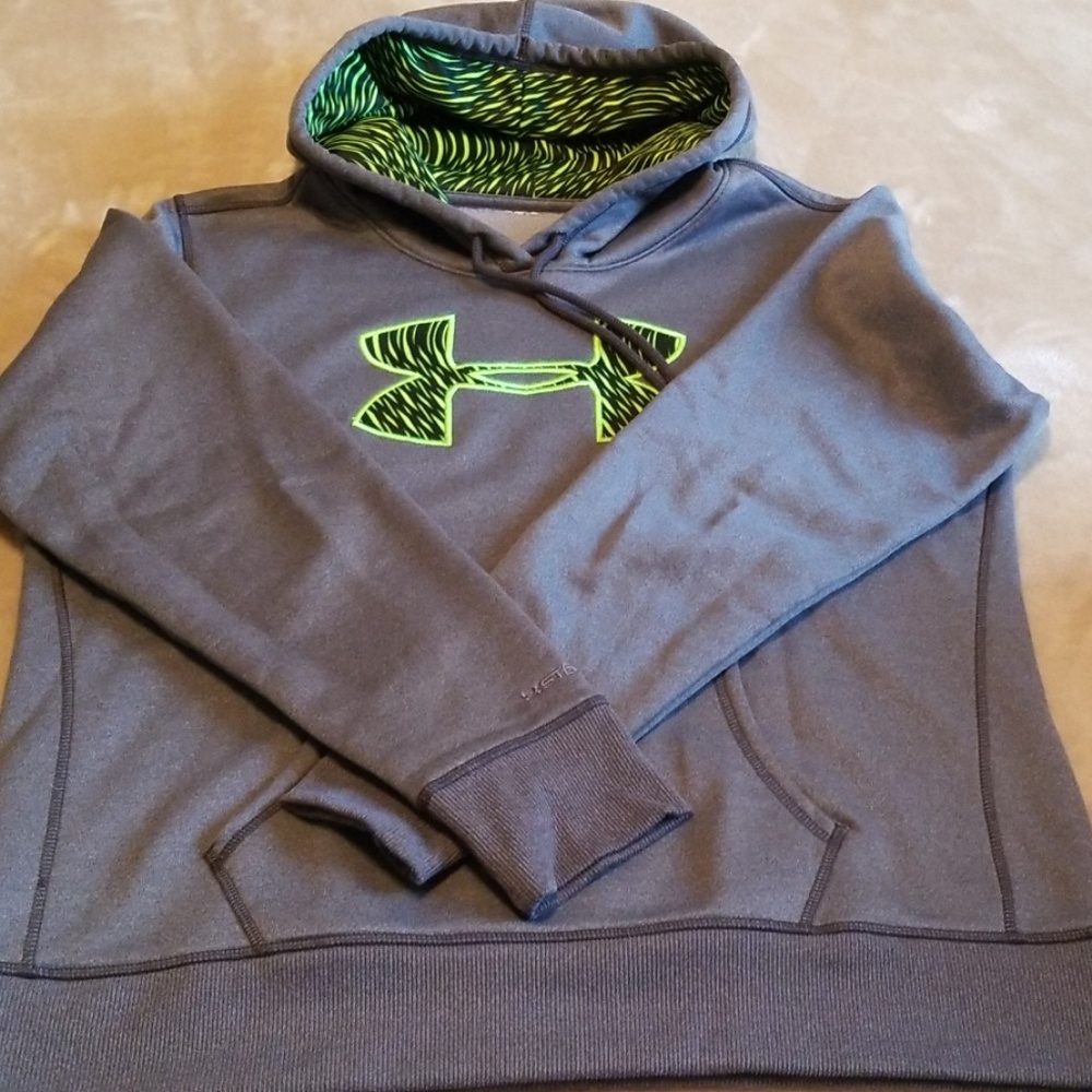 Womens Under Armour sweatshirt